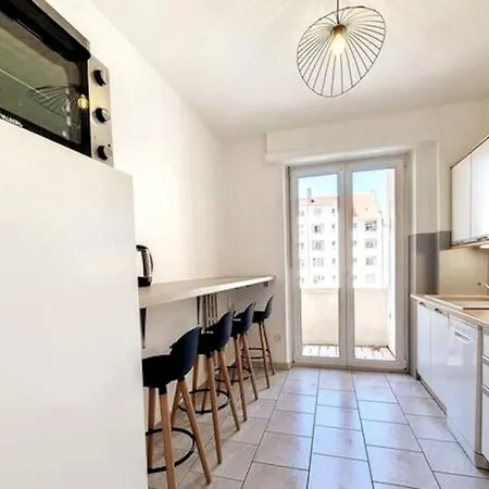 Chic - Proche Hypercentre - Renove - Lumineux Apartment *