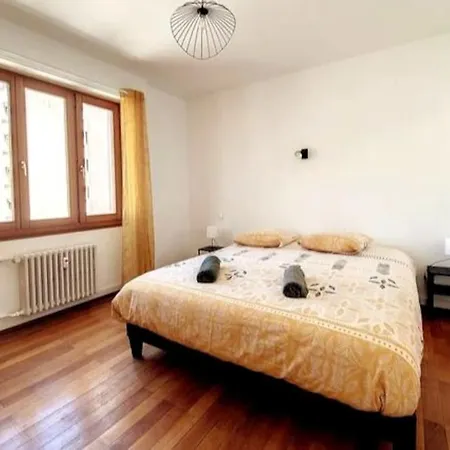 Chic - Proche Hypercentre - Renove - Tram - Spacieux - Lumineux