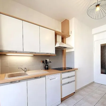 Chic - Proche Hypercentre - Renove - Tram - Spacieux - Lumineux Апартаменты